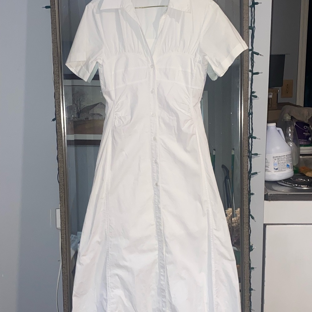 NICHOLAS White Buttoned Midi Dress with Notched Collar